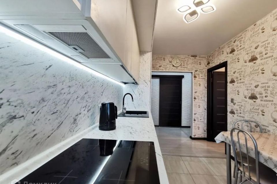 Продаётся 3-комнатная квартира, 75.4 м²