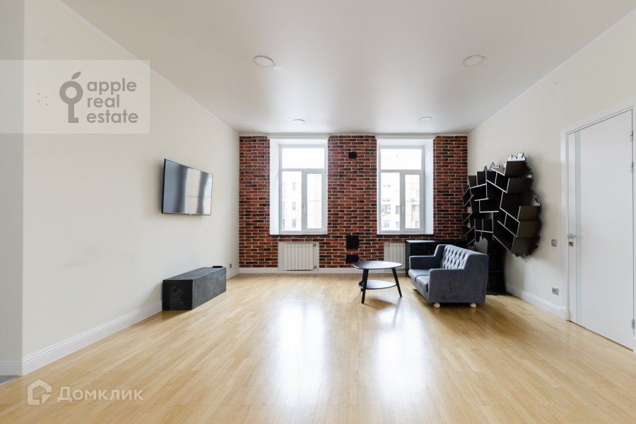 Сдаётся 4-комнатная квартира, 112 м²