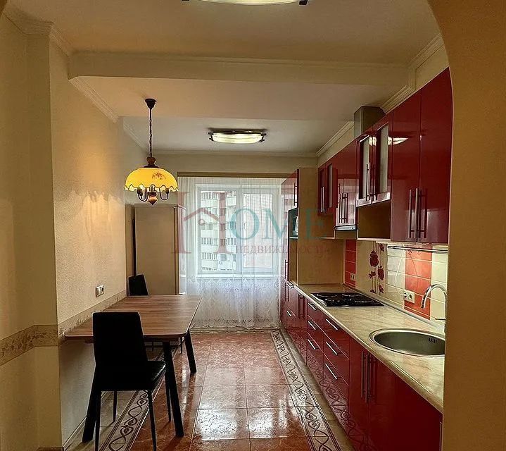 Сдаётся 2-комнатная квартира, 67 м²