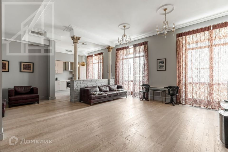 Сдаётся 2-комнатная квартира, 89 м²