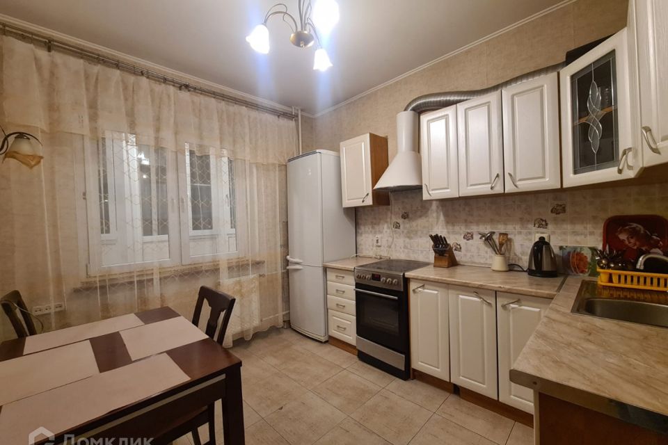 Сдаётся 1-комнатная квартира, 42 м²