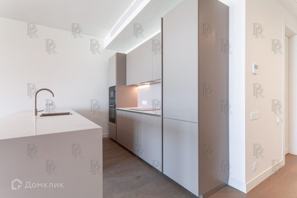 Продаётся 3-комнатная квартира, 95 м²