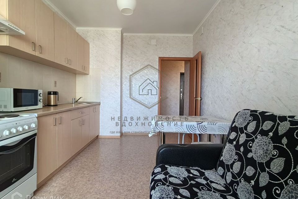 Сдаётся 1-комнатная квартира, 42 м²