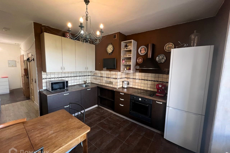 Продаётся 2-комнатная квартира, 70.7 м²