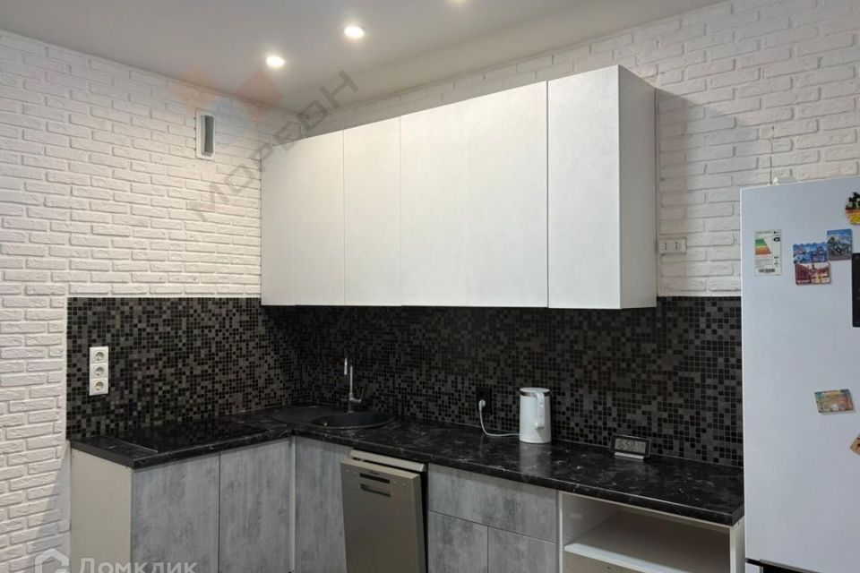 Продаётся 2-комнатная квартира, 56.3 м²