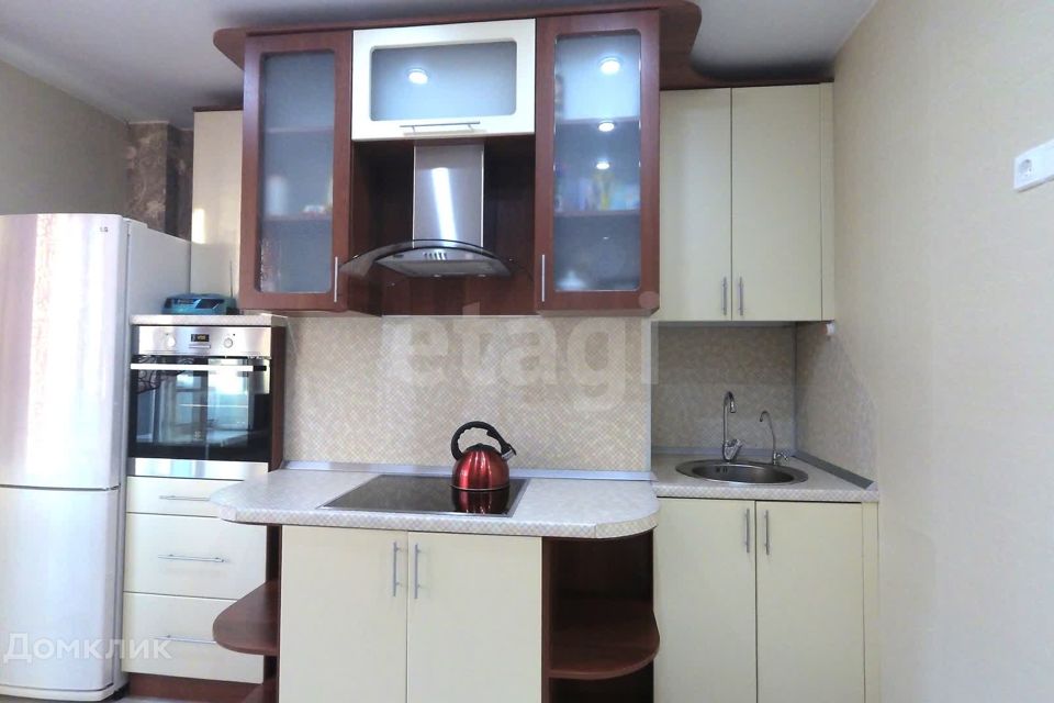 Продаётся 1-комнатная квартира, 37.6 м²