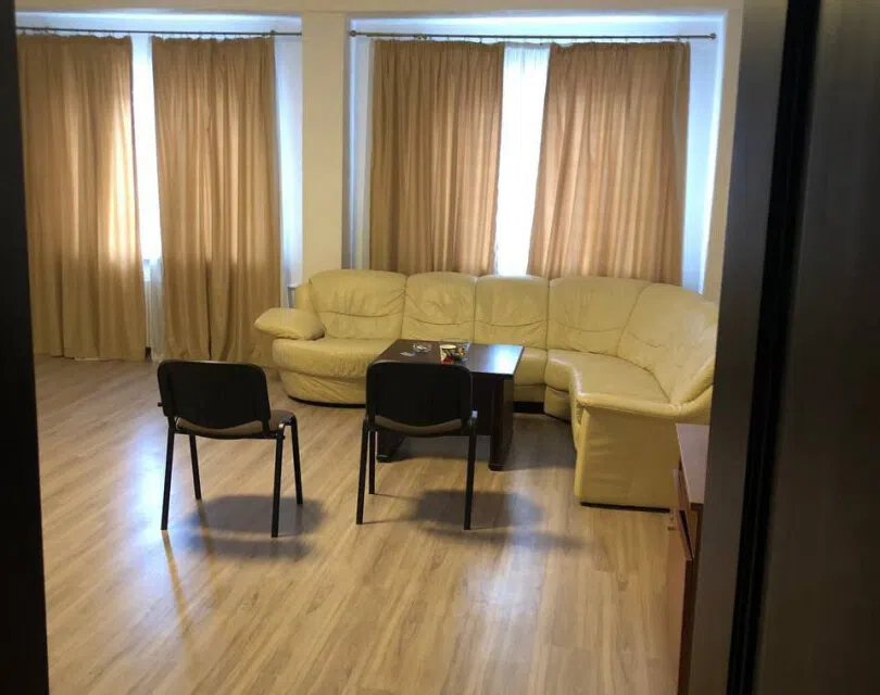 Сдаётся офис, 750 м²