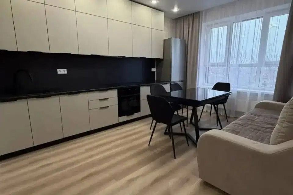Продаётся 2-комнатная квартира, 58 м²