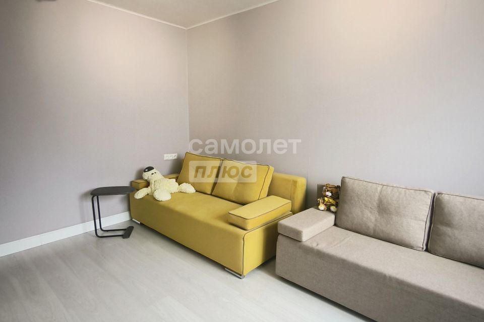 Продаётся 2-комнатная квартира, 56 м²