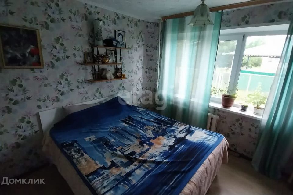 Продаётся 4-комнатная квартира, 60.2 м²