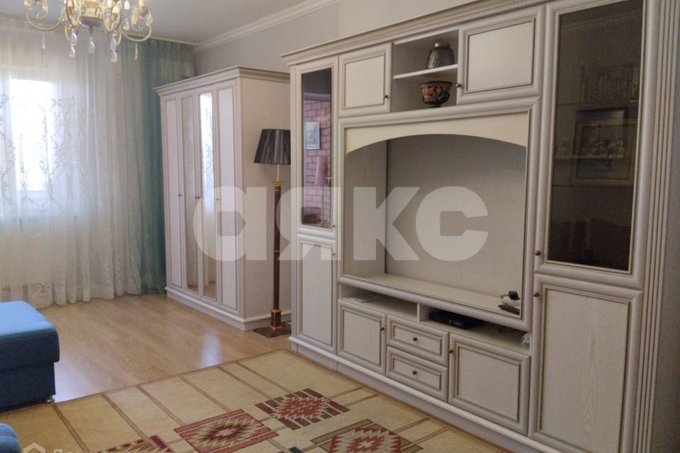 Продаётся 2-комнатная квартира, 74.1 м²
