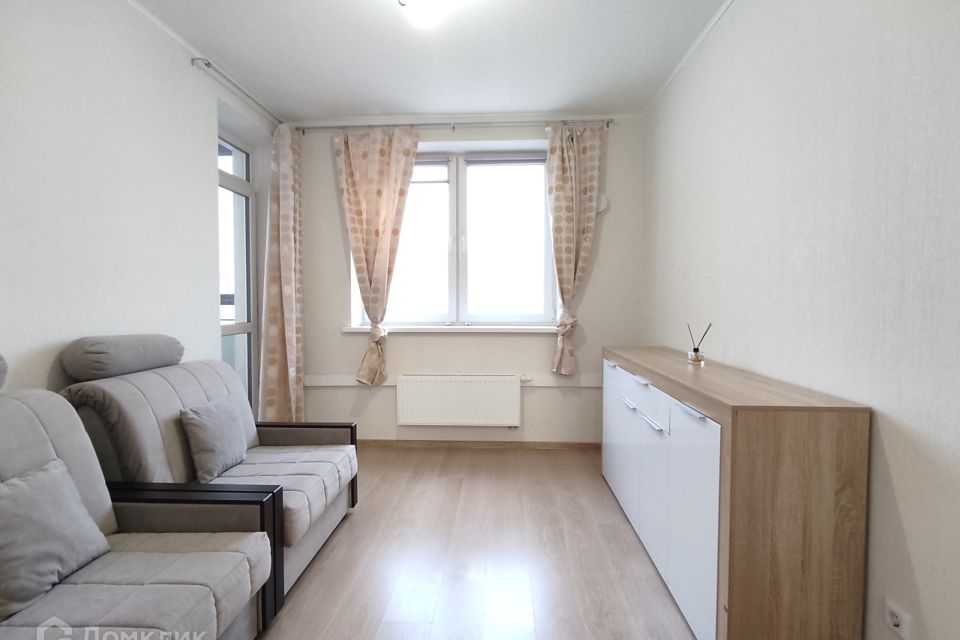 Продаётся 2-комнатная квартира, 57.2 м²