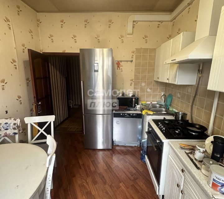 Продаётся 2-комнатная квартира, 67.8 м²