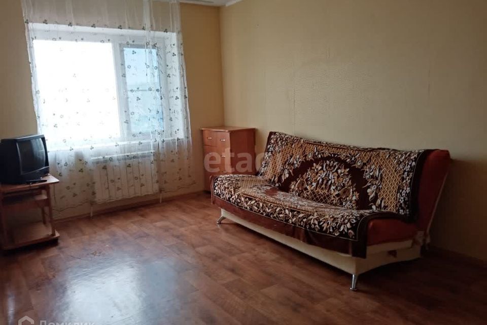 Продаётся 1-комнатная квартира, 38 м²