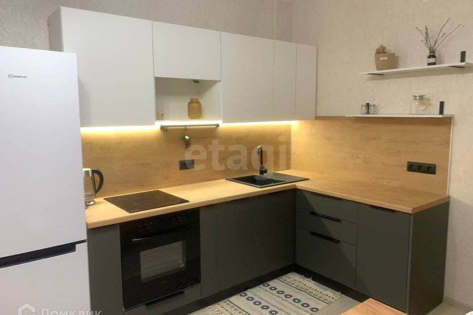 Сдаётся 1-комнатная квартира, 50 м²