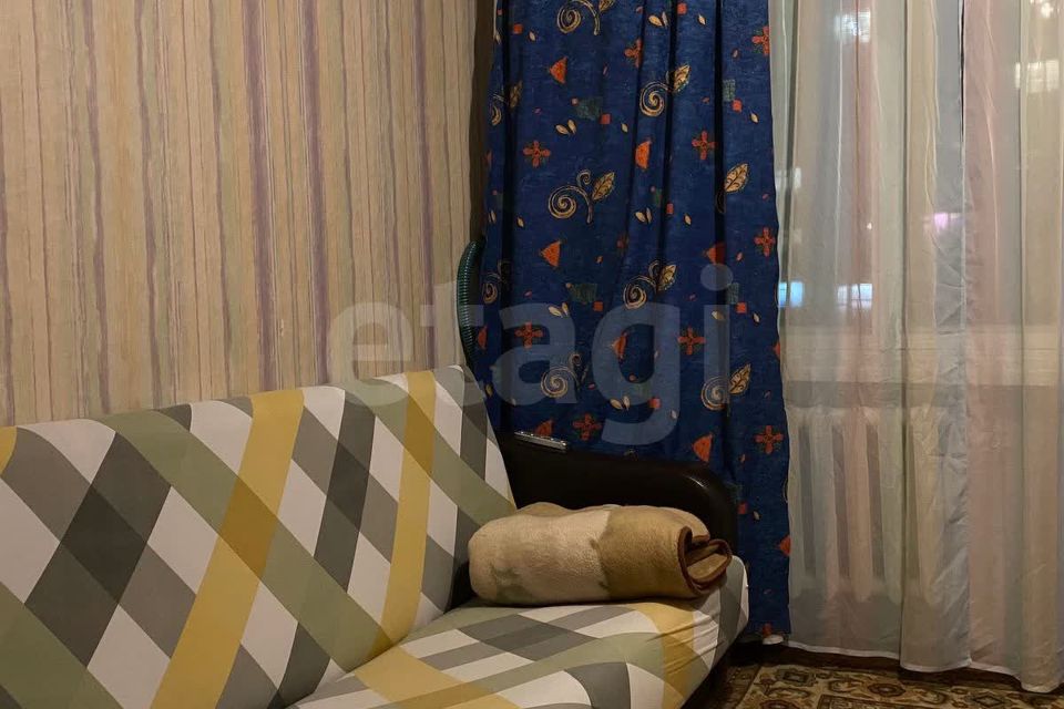 Продаётся комната в 1-комн. квартире, 19 м²