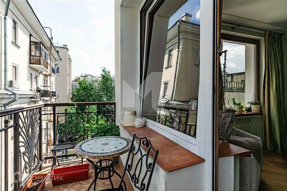 Продаётся 3-комнатная квартира, 90 м²