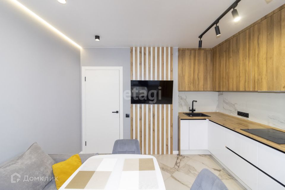 Продаётся 2-комнатная квартира, 59.6 м²