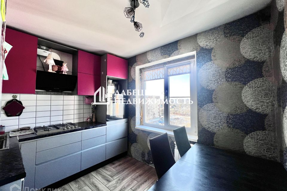 Продаётся 3-комнатная квартира, 72.5 м²