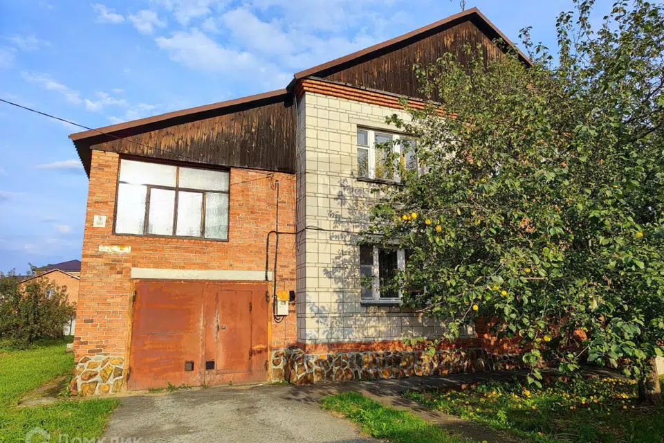 Продаётся 2-этажный дом, 150 м²