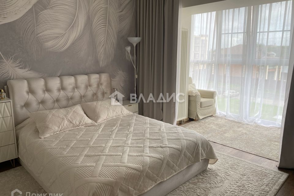 Продаётся 1-комнатная квартира, 40.2 м²