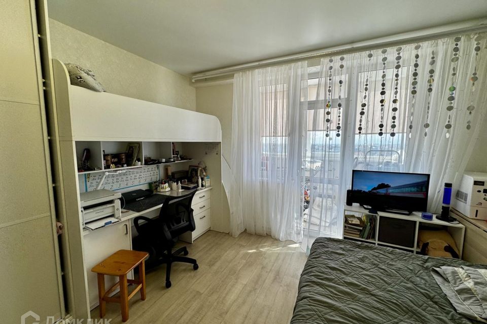 Продаётся 1-комнатная квартира, 40.6 м²