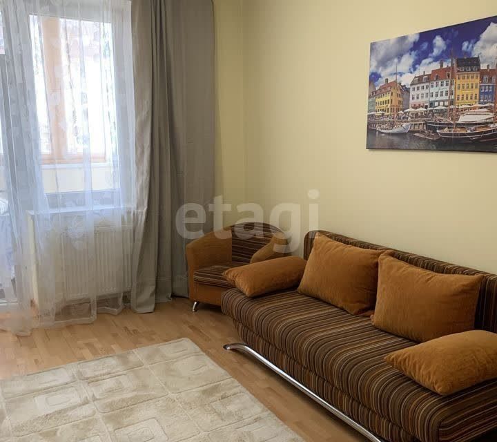 Продаётся 2-комнатная квартира, 59.6 м²