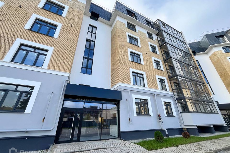 Продаётся 1-комнатная квартира, 55 м²