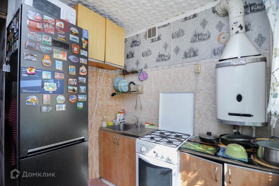 Продаётся 3-комнатная квартира, 58.6 м²