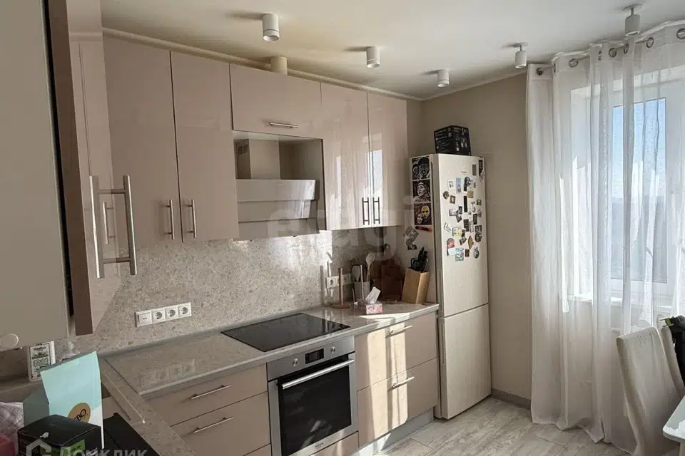 Продаётся 2-комнатная квартира, 57.6 м²