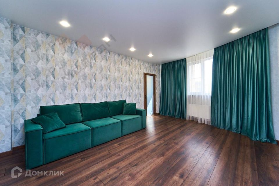 Продаётся 2-комнатная квартира, 83 м²