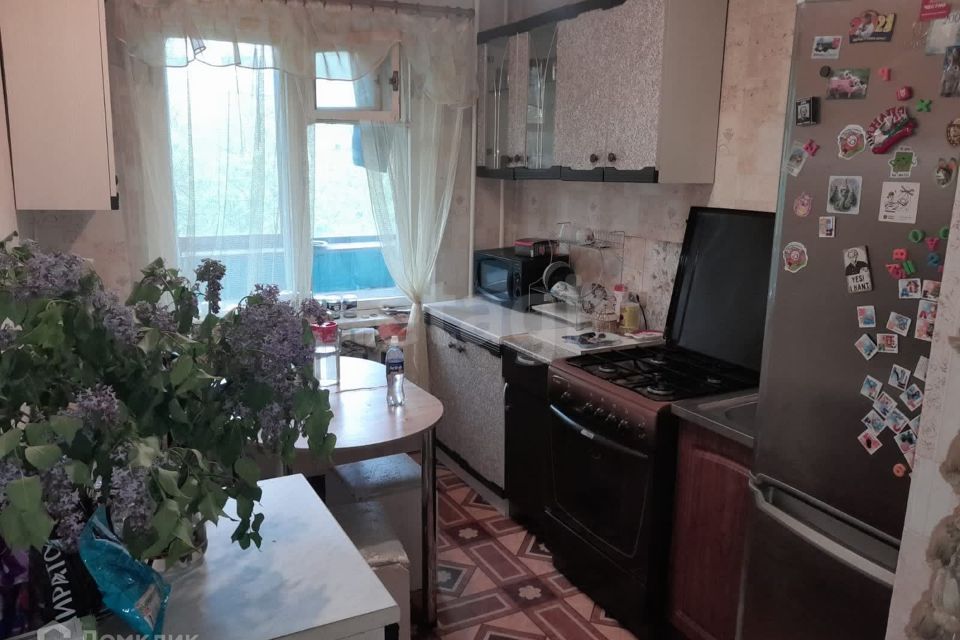 Продаётся 4-комнатная квартира, 77.7 м²