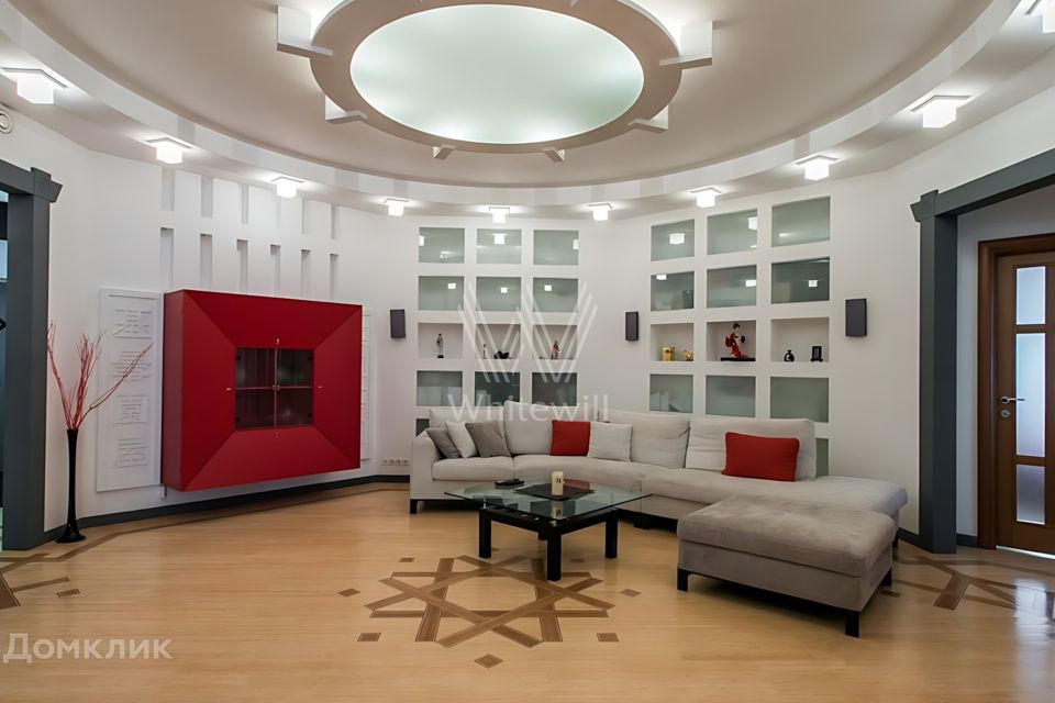 Сдаётся 3-комнатная квартира, 140 м²