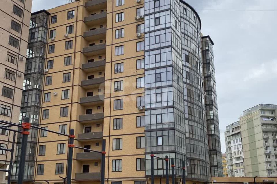 Продаётся 2-комнатная квартира, 65 м²