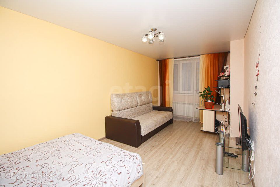 Продаётся 1-комнатная квартира, 52.5 м²