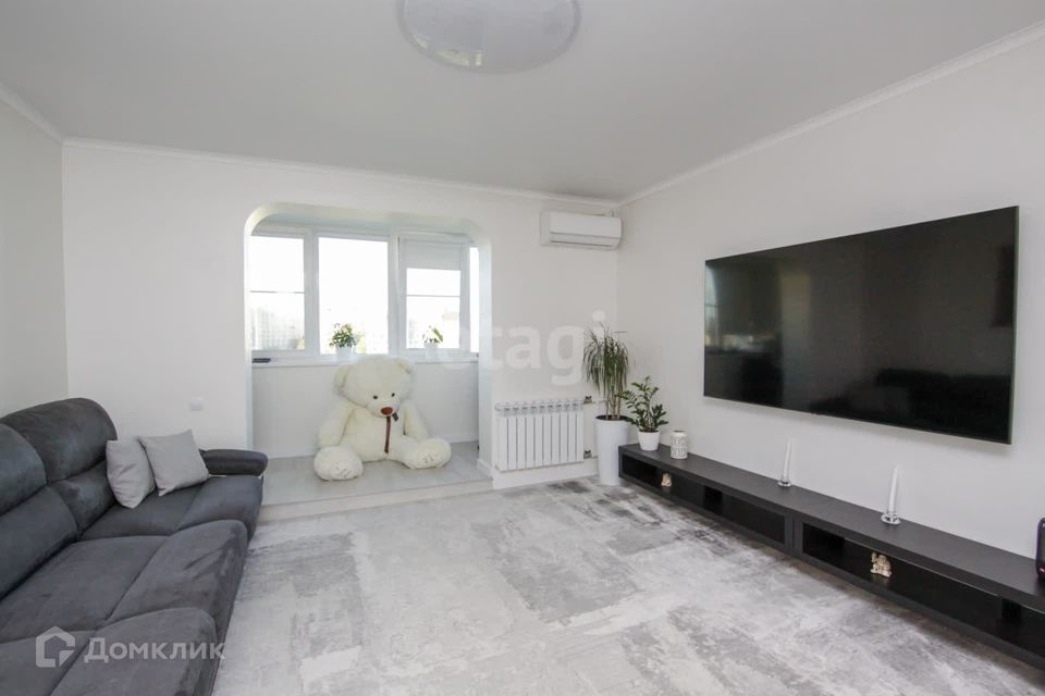 Продаётся 4-комнатная квартира, 112 м²