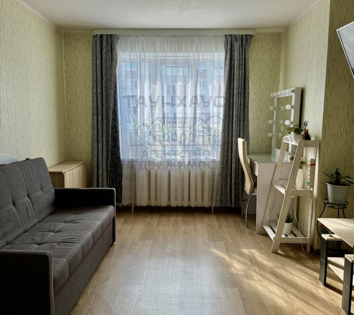 Продаётся 1-комнатная квартира, 40.65 м²