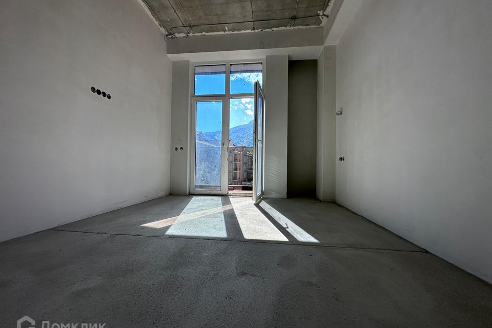 Продаётся 2-комнатная квартира, 70.7 м²