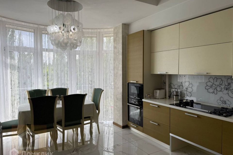 Продаётся 2-комнатная квартира, 60 м²