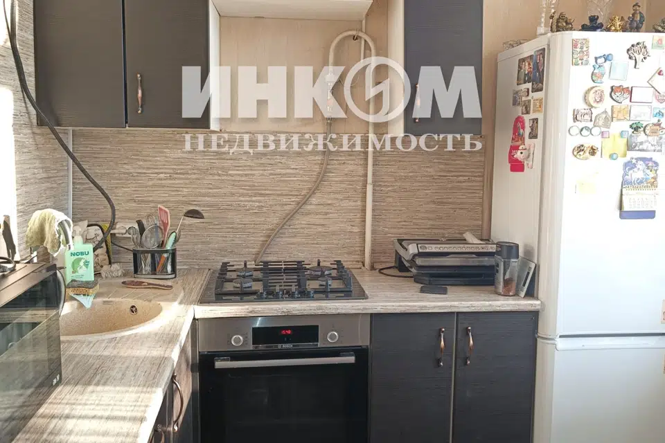 Продаётся 3-комнатная квартира, 62.1 м²