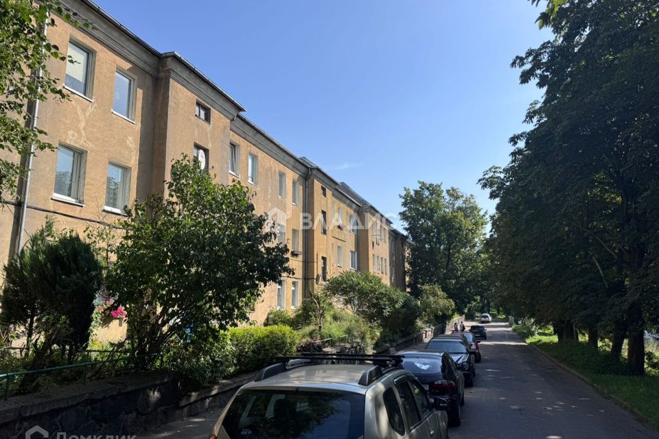 Продаётся 2-комнатная квартира, 50.7 м²