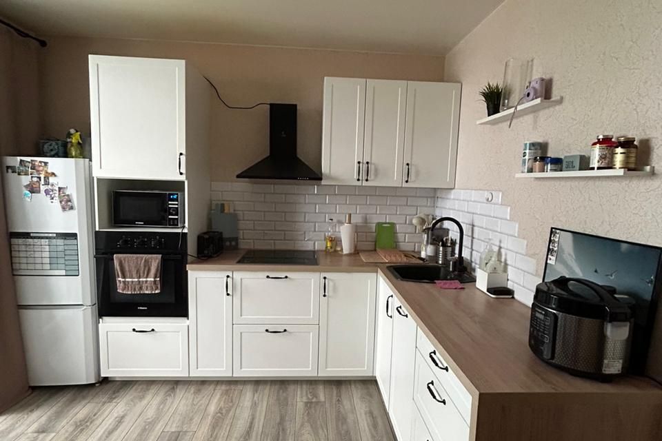 Продаётся 2-комнатная квартира, 60.3 м²