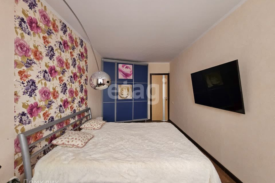 Сдаётся 4-комнатная квартира, 146.7 м²
