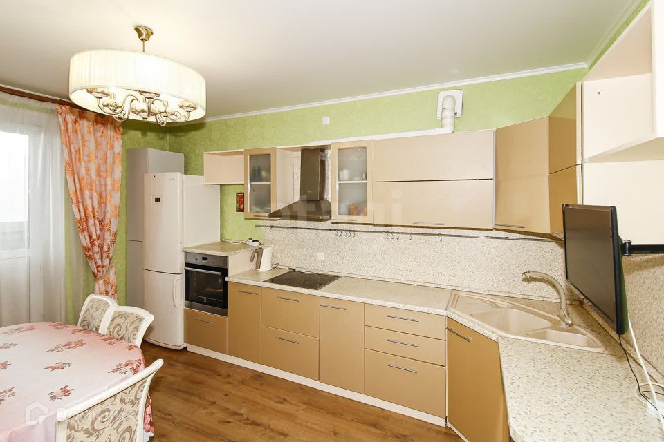Сдаётся 3-комнатная квартира, 106.2 м²