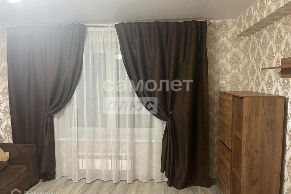 Сдаётся 2-комнатная квартира, 61.7 м²