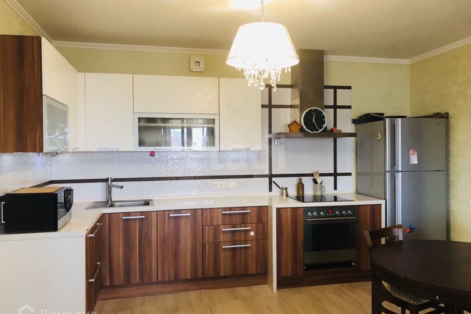 Продаётся 2-комнатная квартира, 84 м²