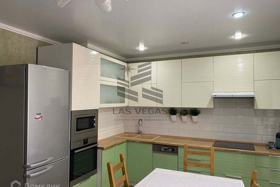 Сдаётся 3-комнатная квартира, 81 м²