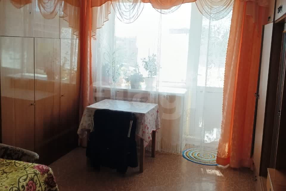 Продаётся 3-комнатная квартира, 60.4 м²