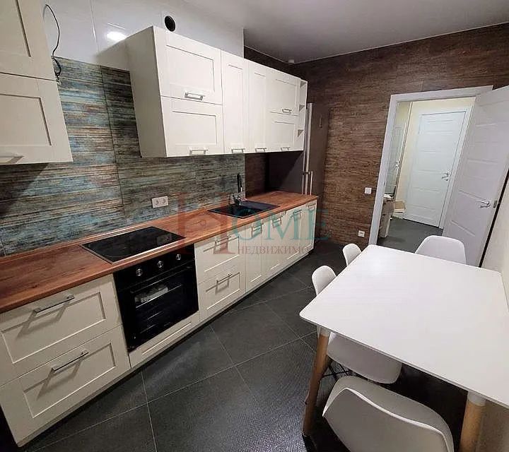 Сдаётся 2-комнатная квартира, 60 м²