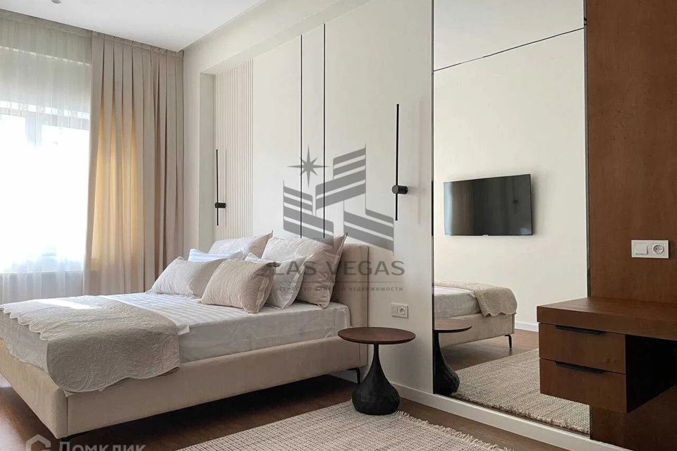 Сдаётся 2-комнатная квартира, 70 м²